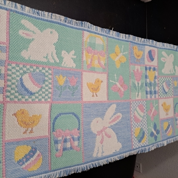 Light Up Easter Bunny & Table Runner - Picture 3 of 4